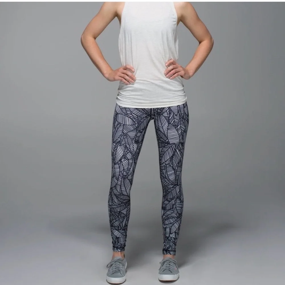 lululemon athletica chic leggings